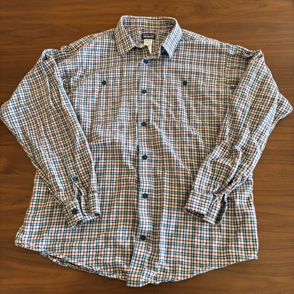 Patagonia lightweight organic cotton button down